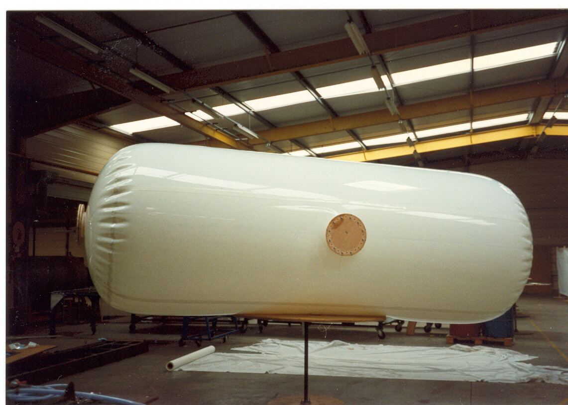 Custom rubber bladder Musthane