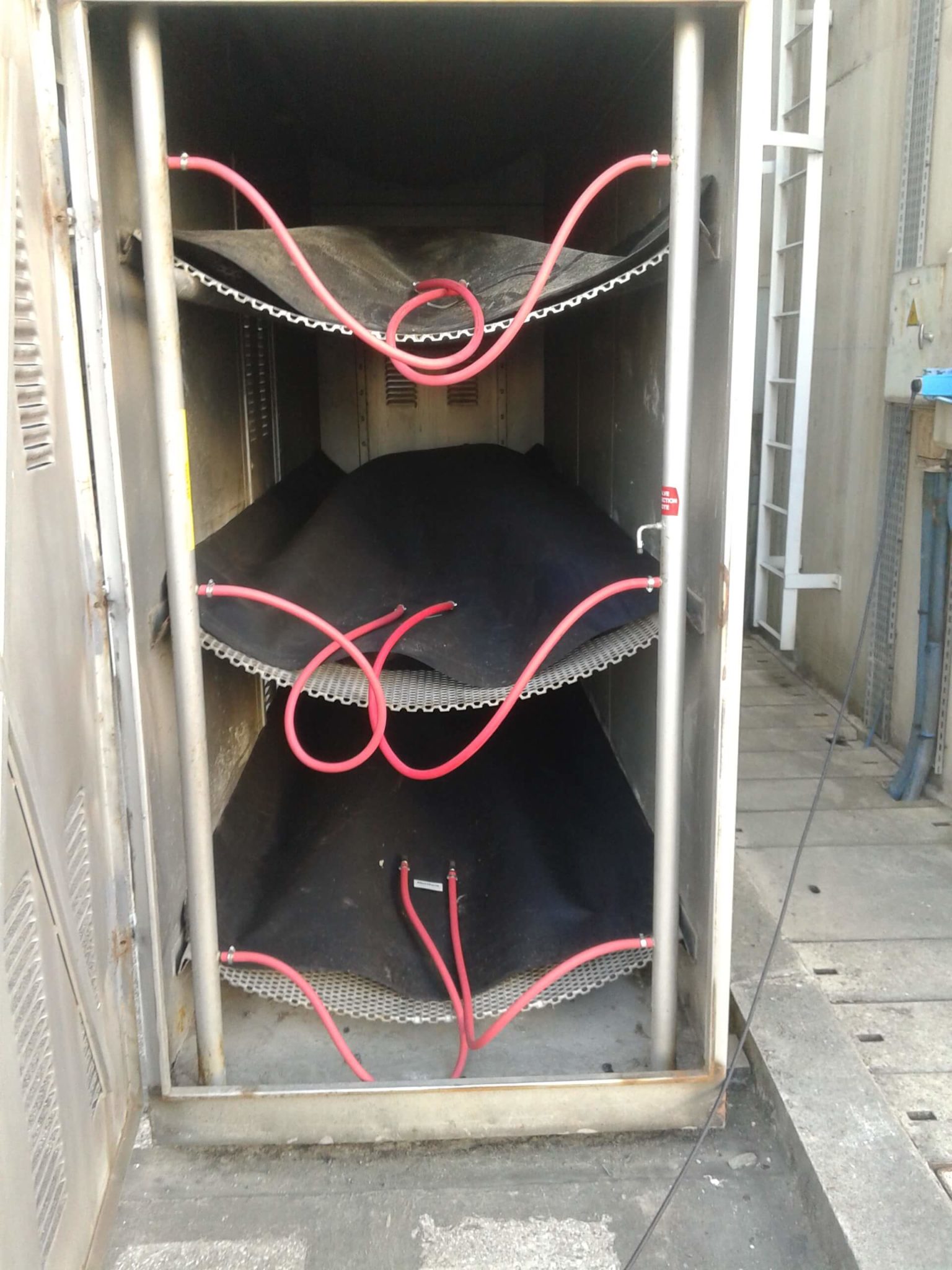 Custom rubber bladder Musthane